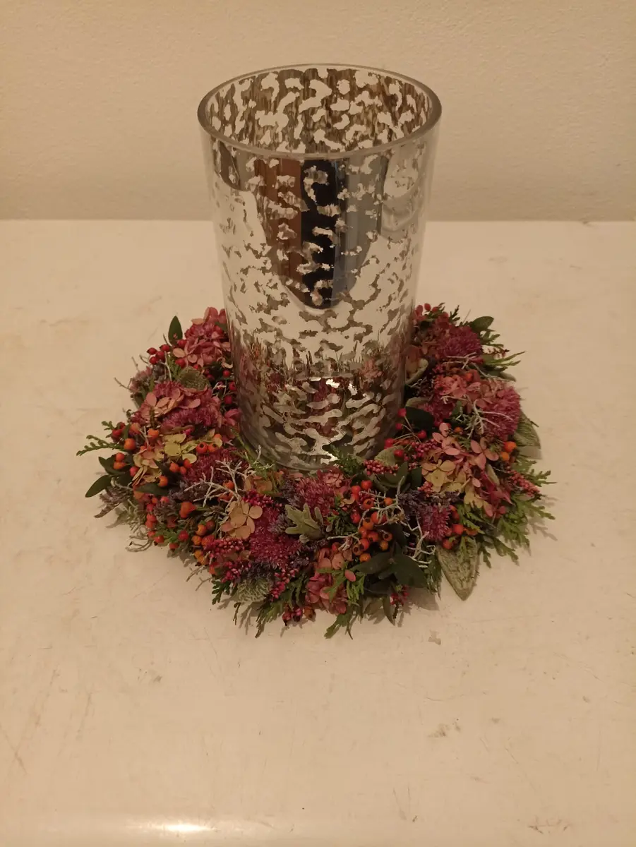 Blumenarrangement von Martinas Blumenwerkstatt, Beispiel 2